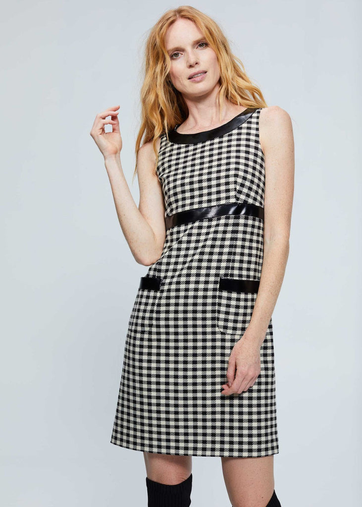 Robe courte à carreaux