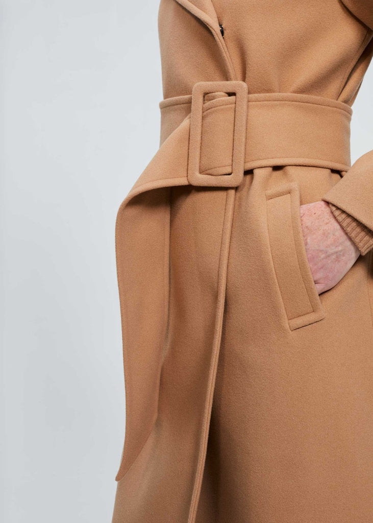 Manteau mi-long à ceinture
