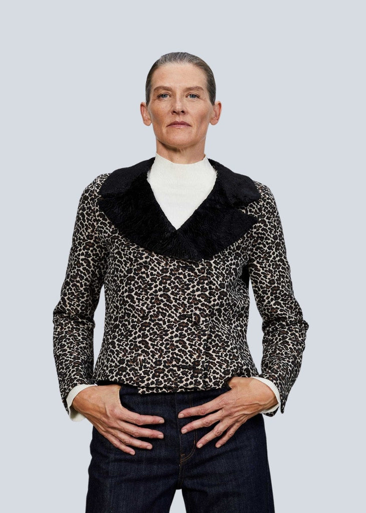 Veste courte imprimé léopard avec col en fausse fourrure - MULTICOLOR