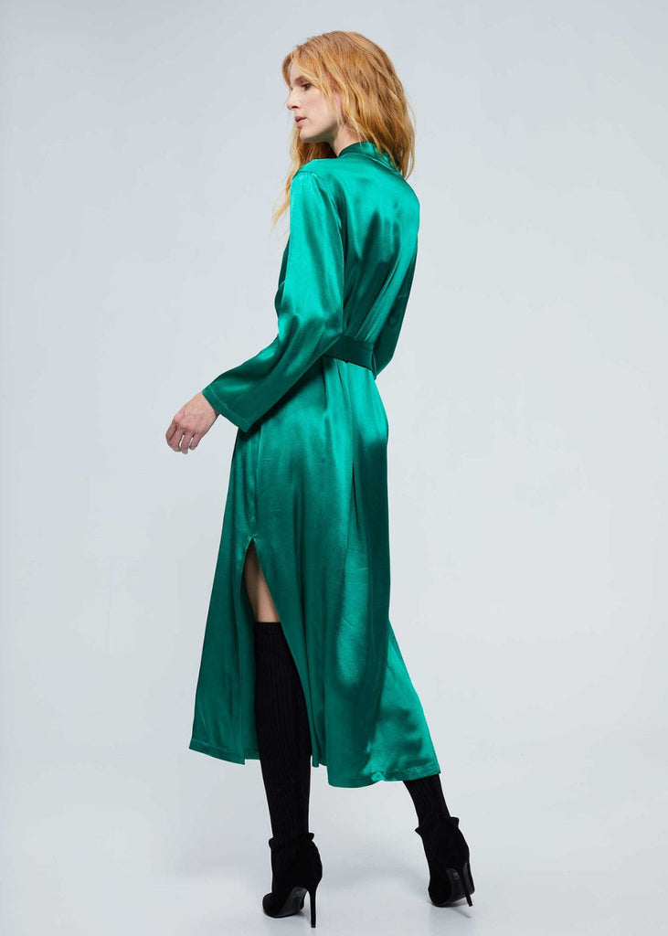Robe mi-longue satinée