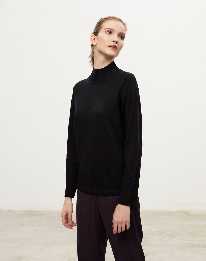 Pull col cheminé en laine